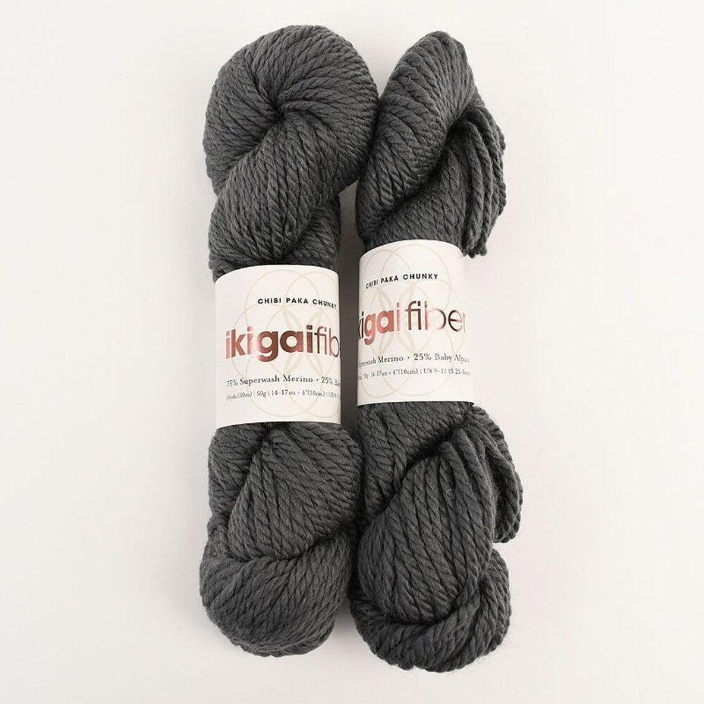 Ikigai Fiber Chibi Paka Chunky Yarn 2 Skeins Superwash Merino Baby Alpaca Iron